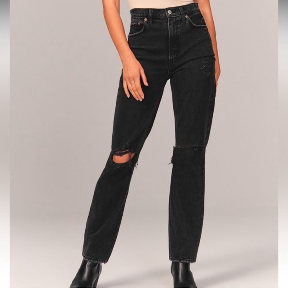Abercrombie & Fitch Denim - Abercrombie ‘90s Straight Ultra High Rise Jeans